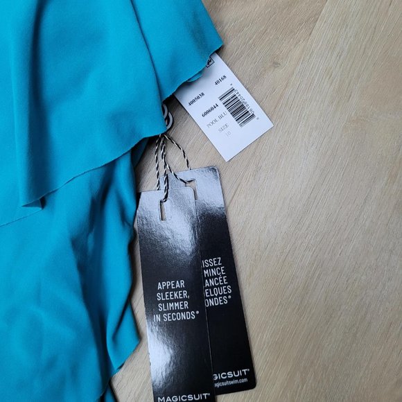 20. Magicsuit Tankini.  Size 10. Pool blue. NWT. - Picture 3 of 3